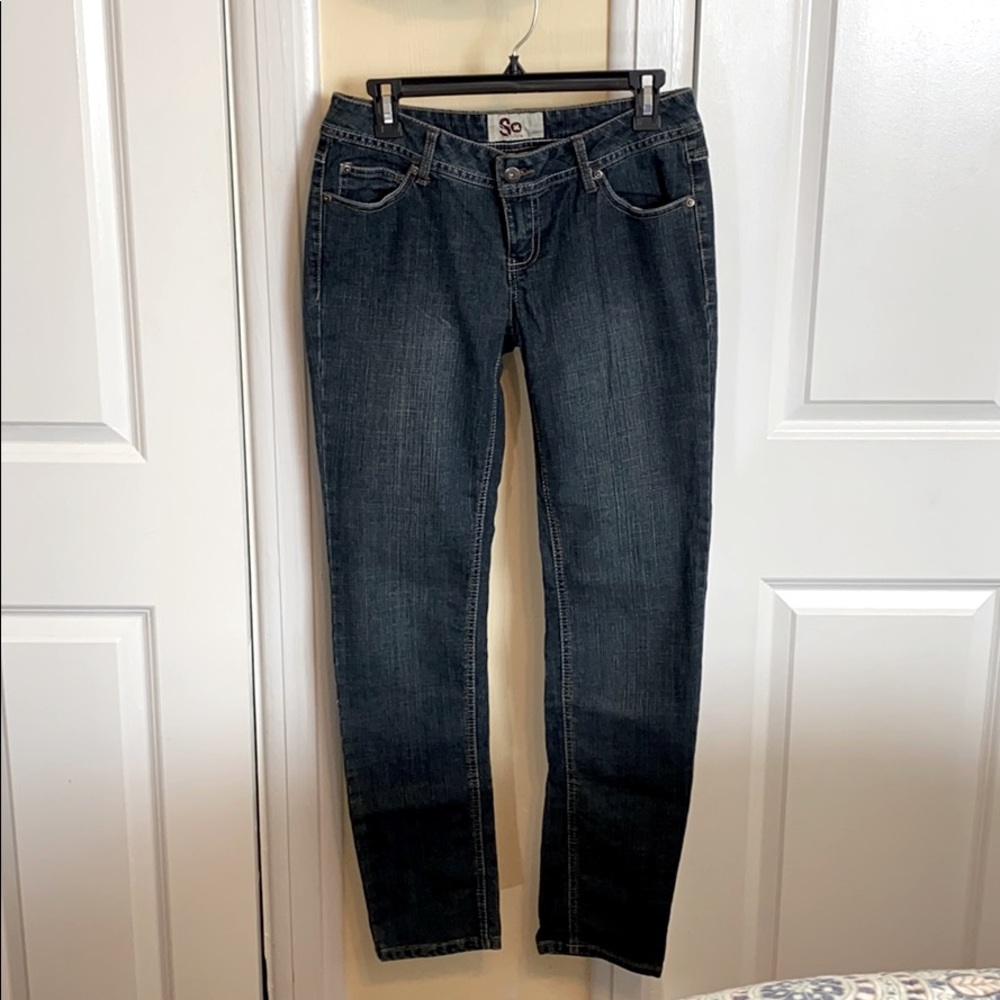 SO Brand low-rise skinny straight leg blue jeans